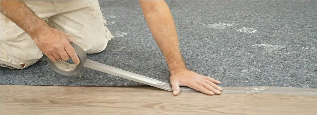 Dán băng dính thảm với nền nhà